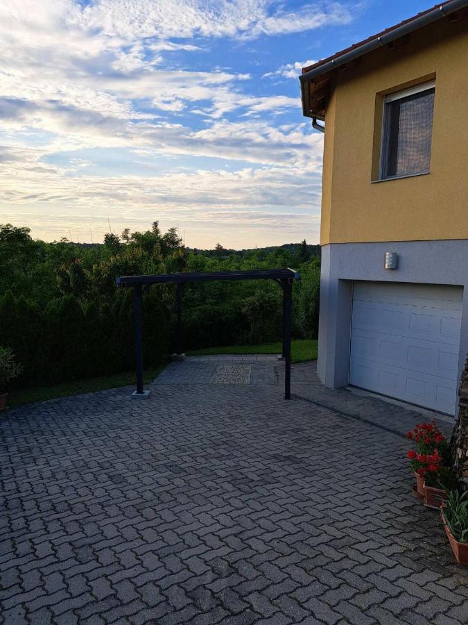 Nefelejcs Vendeghaz Hotel Balatonkenese Exterior photo